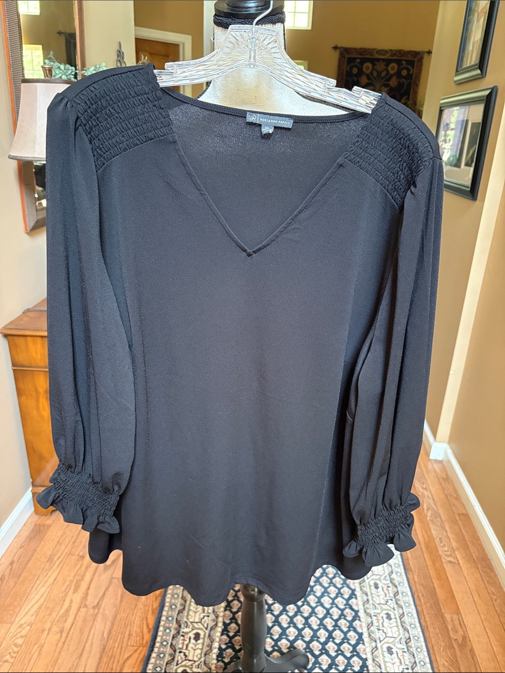 Adrianna Papell Black V-Neck Long Sleeve Blouse